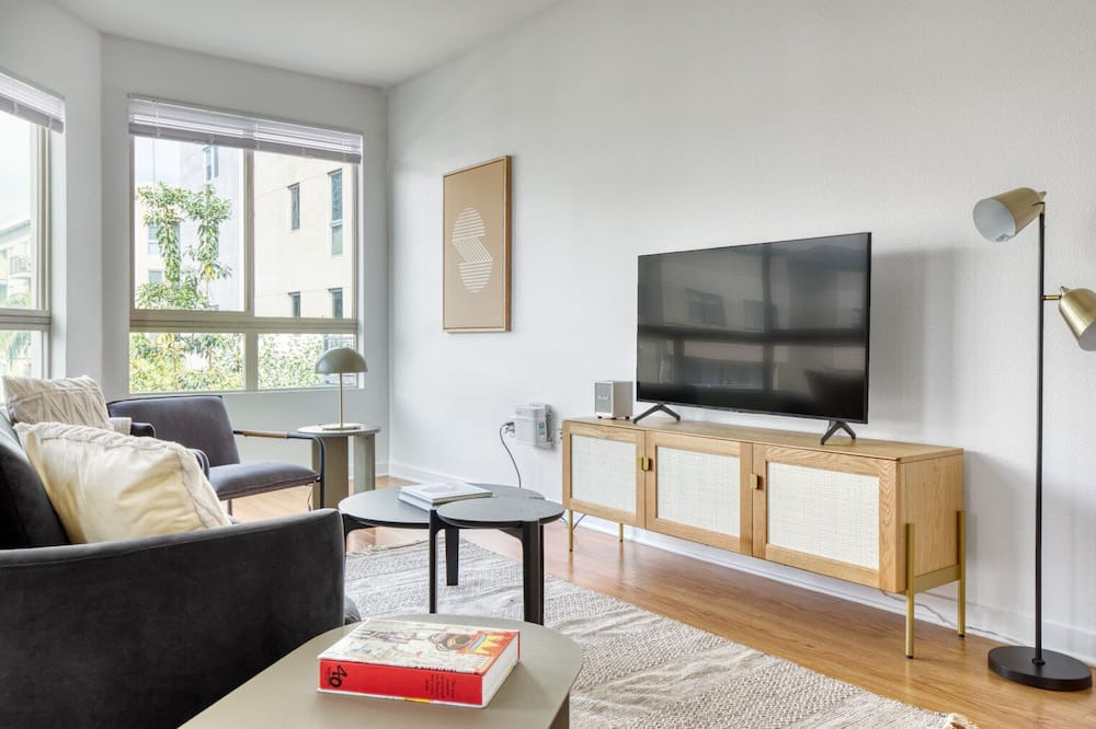 Photo of Livingroom in Little Tokyo