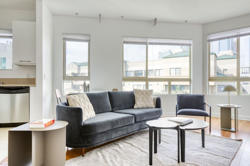 Photo of Livingroom in Little Tokyo
