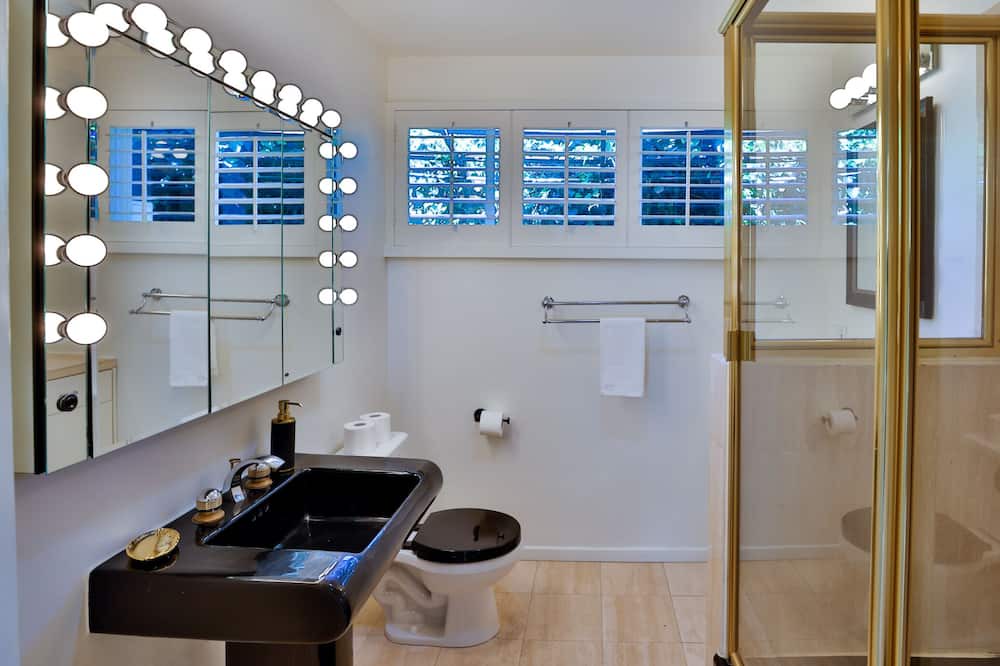 Photo of Bathroom in Bel Air