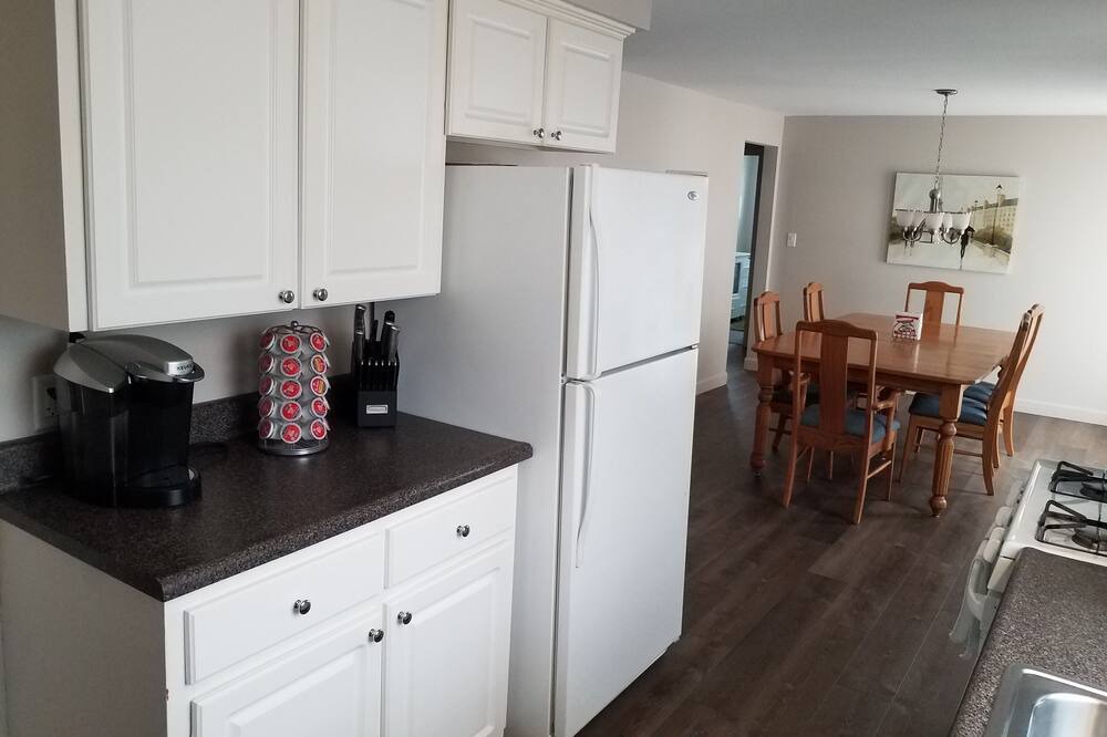 Photo of Kitchen in West Seneca