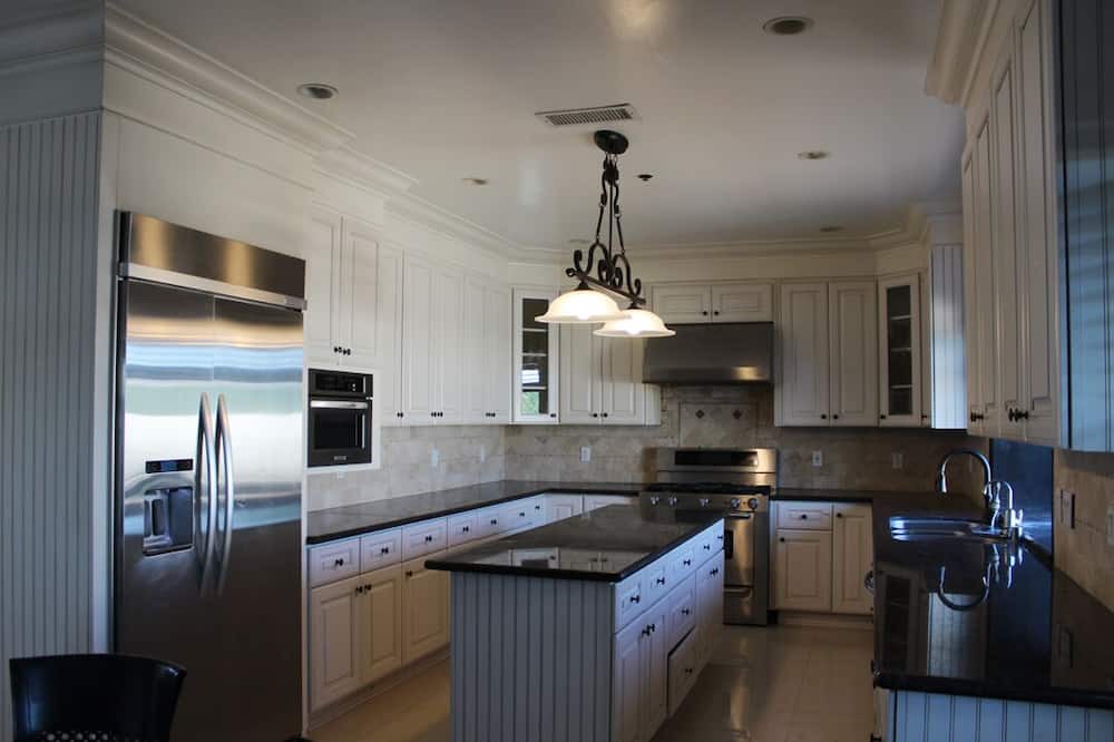 Photo of Kitchen in Fountain Valley