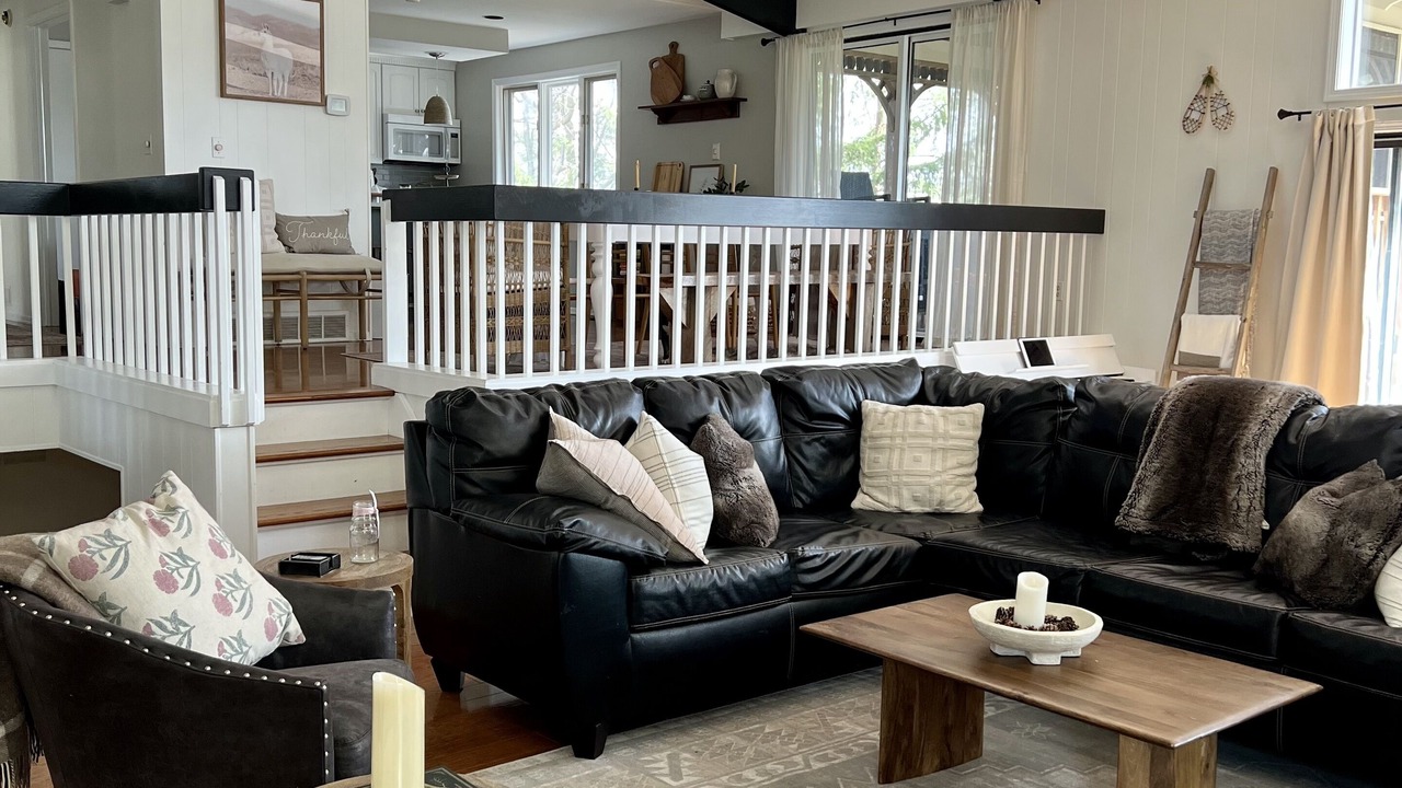 Photo of Livingroom in Canandaigua