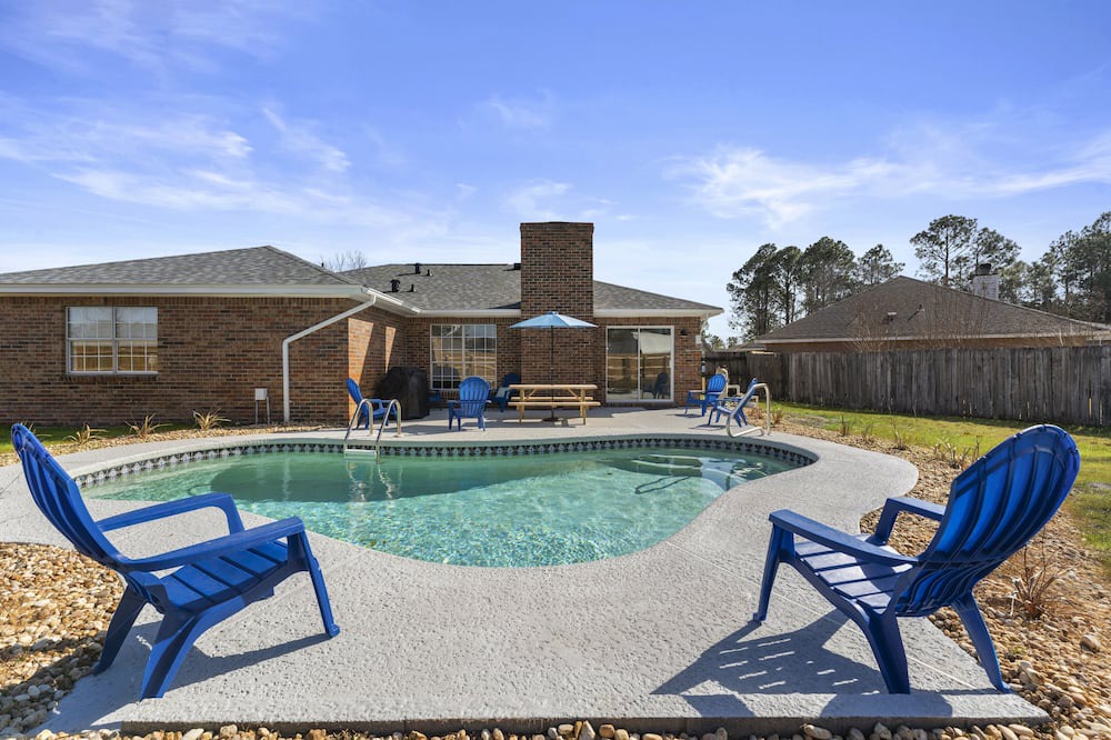Photo of Outdoor in Myrtle Grove