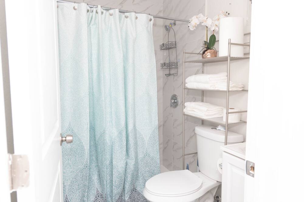 Photo of Bathroom in West Park
