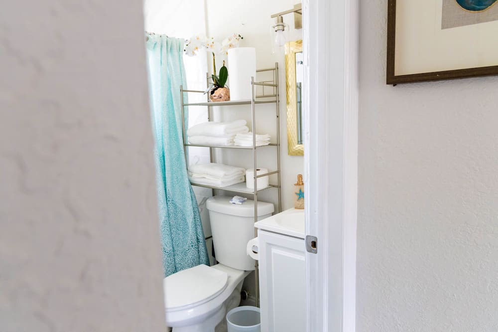 Photo of Bathroom in West Park