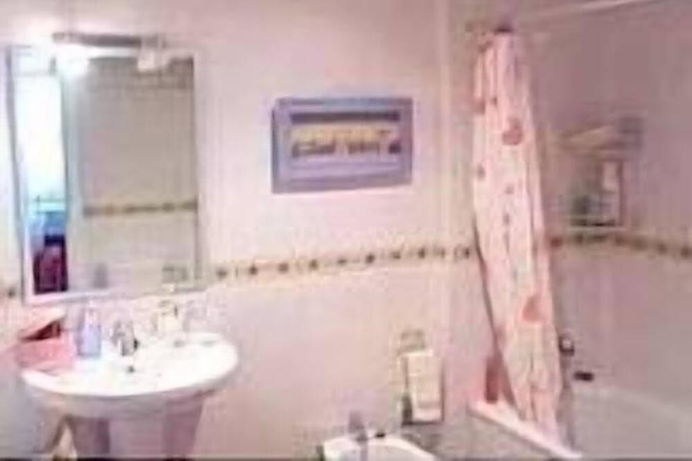 Photo of Bathroom in Atlanterra