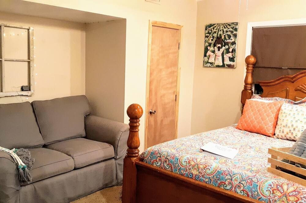 Photo of Bedroom in Wilkesboro