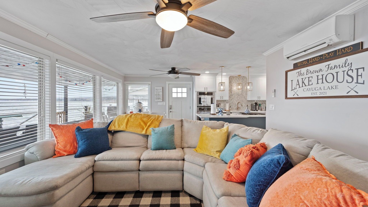 Photo of Livingroom in Town of Ledyard
