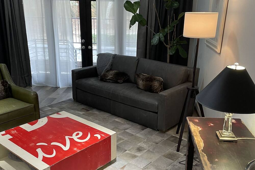 Photo of Livingroom in Coto de Caza