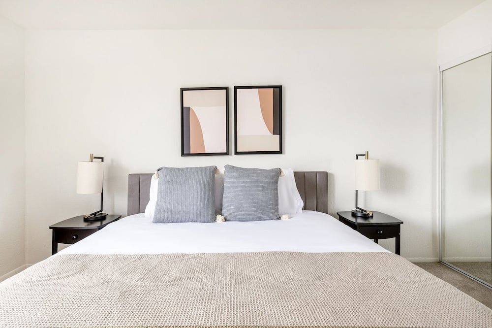 Photo of Bedroom in Los Feliz
