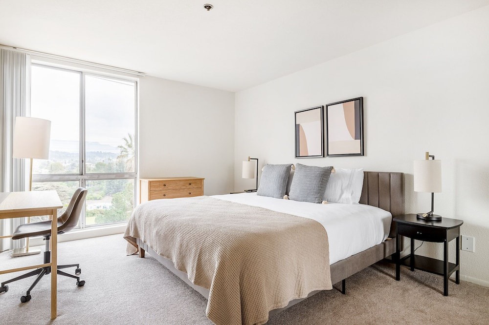 Photo of Bedroom in Los Feliz