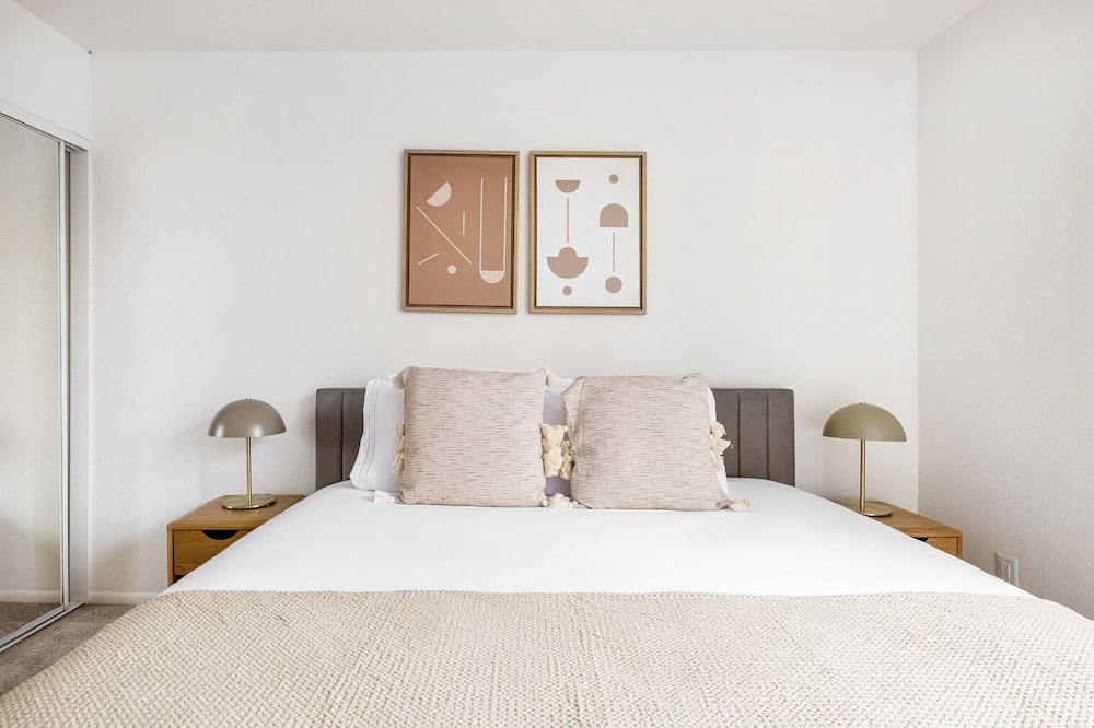 Photo of Bedroom in Los Feliz