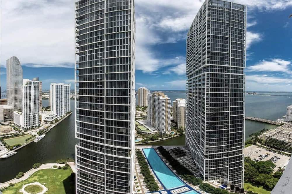 Photo of Others in Downtown Miami