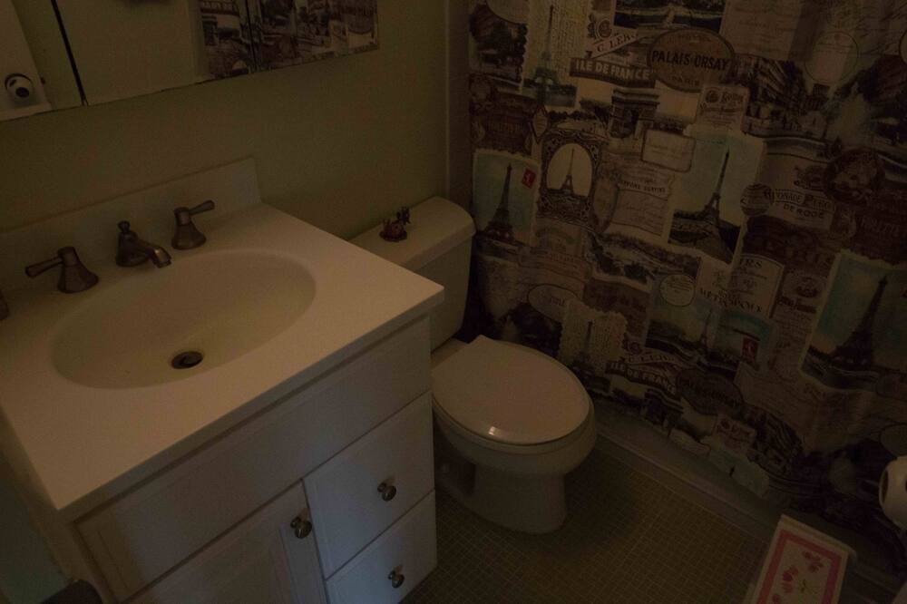 Photo of Bathroom in Putnam Valley
