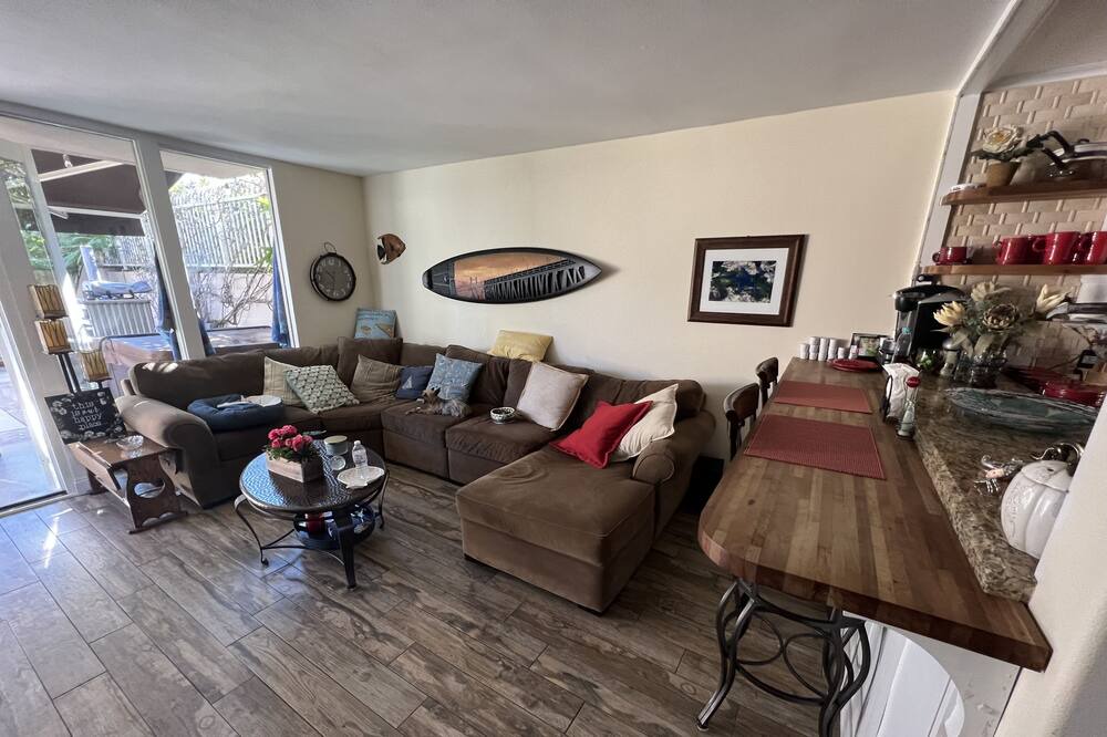 Photo of Livingroom in Huntington Beach