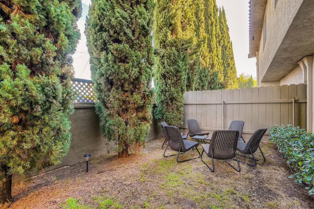 Photo of Outdoor in East Side Costa Mesa