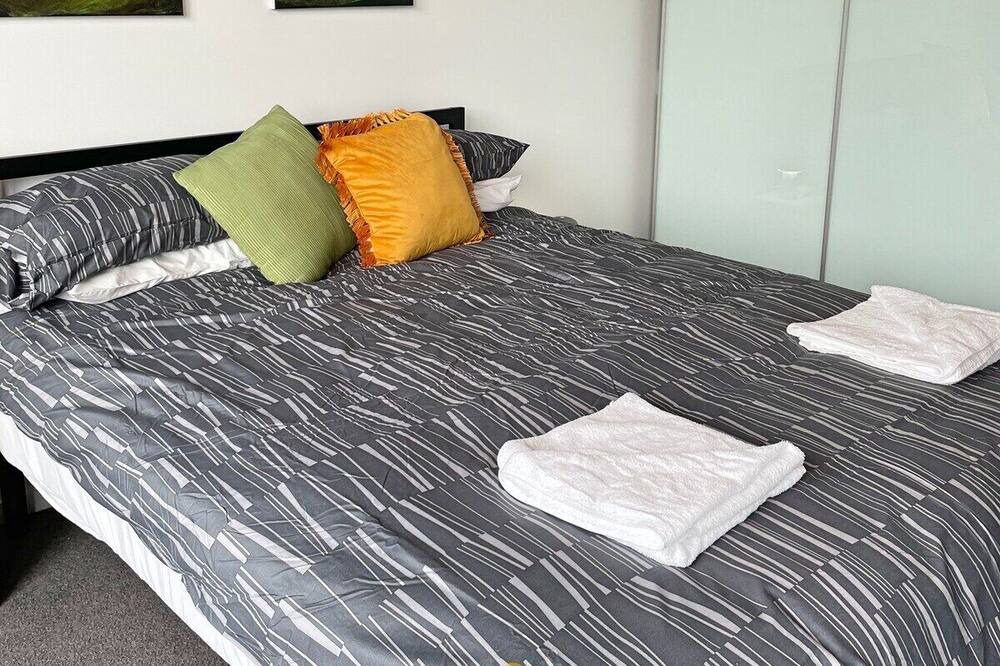 Photo of Bedroom in Reid