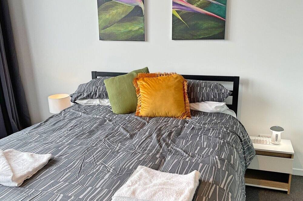 Photo of Bedroom in Reid
