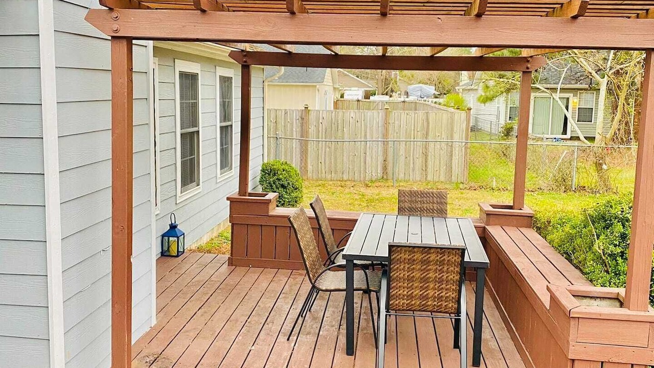 Photo of Patio Balcony in Piney Green