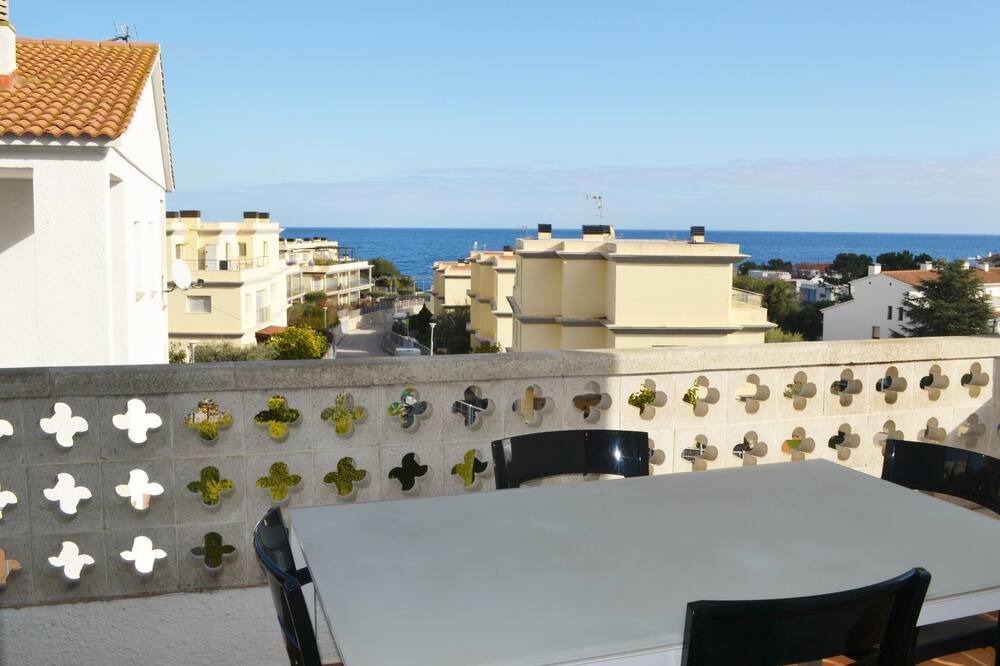 Photo of Patio Balcony in Llanca