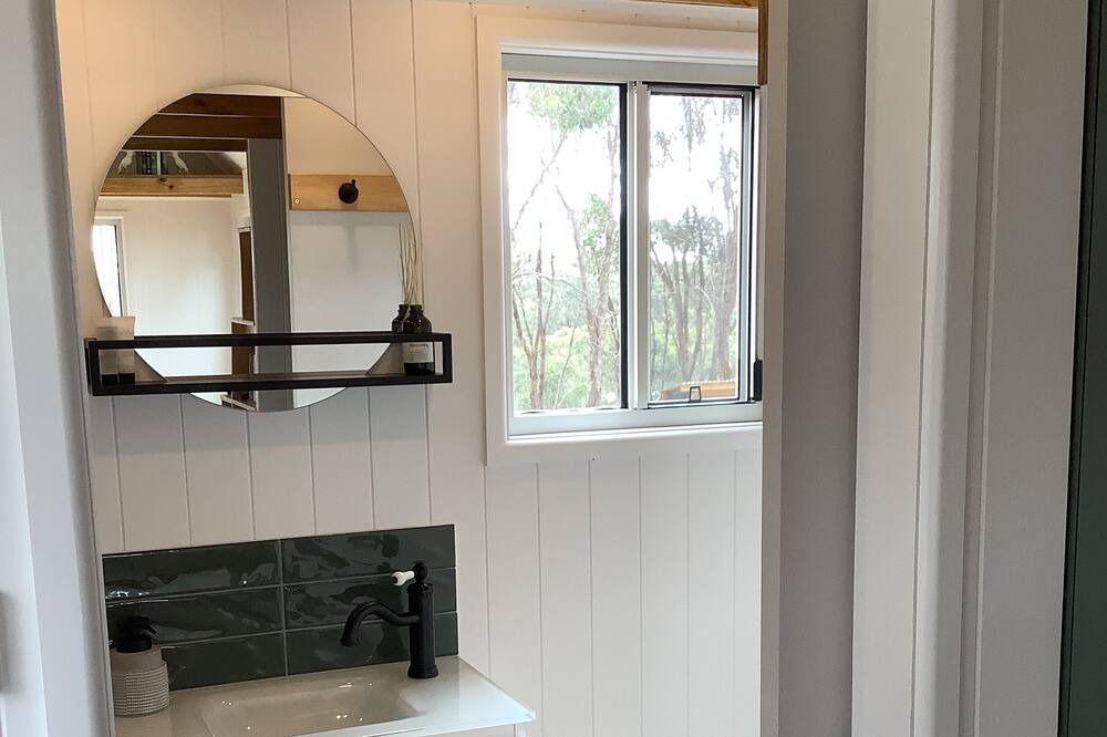 Photo of Bathroom in Eppalock