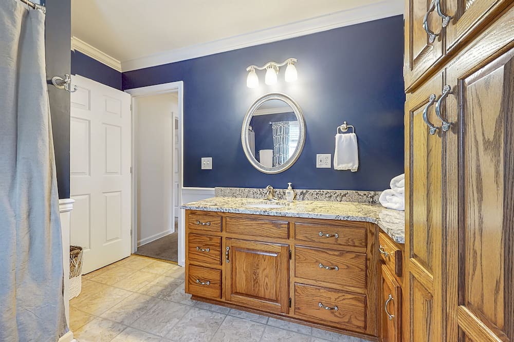 Photo of Bedroom in Bessemer