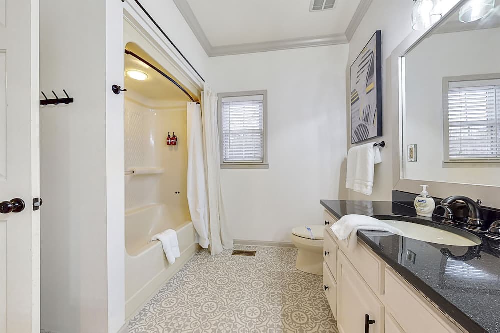 Photo of Bathroom in Bessemer