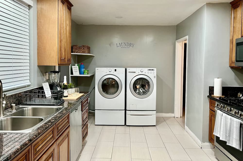 Photo of Kitchen in South Gate