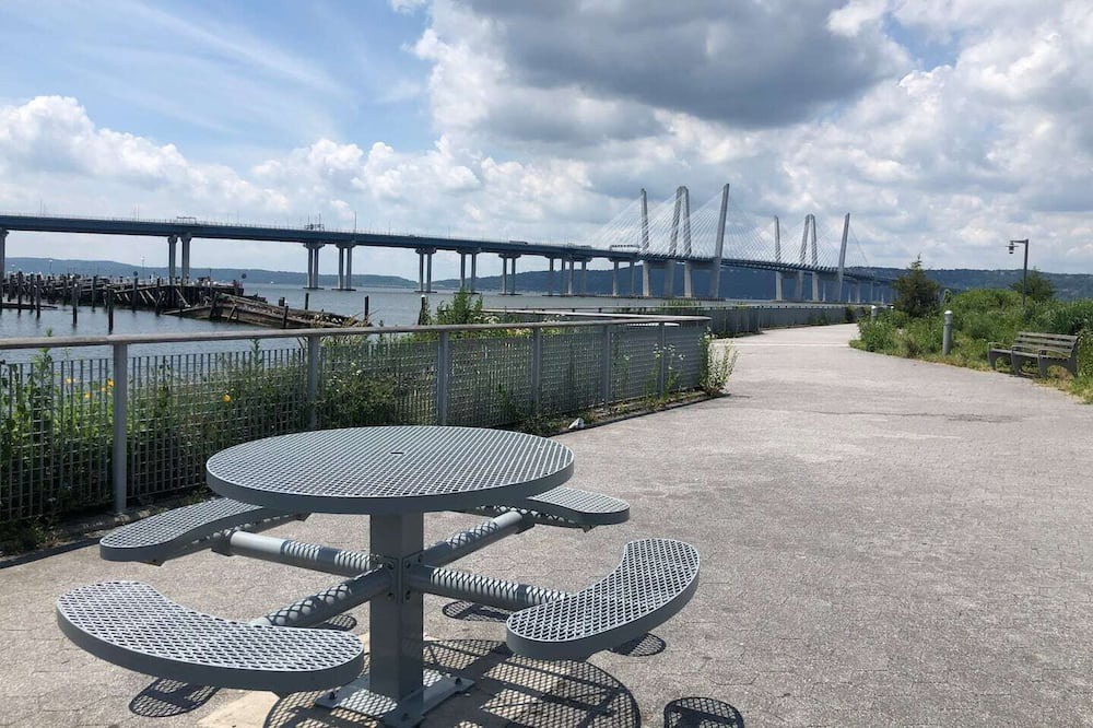 Photo of Patio Balcony in Tarrytown