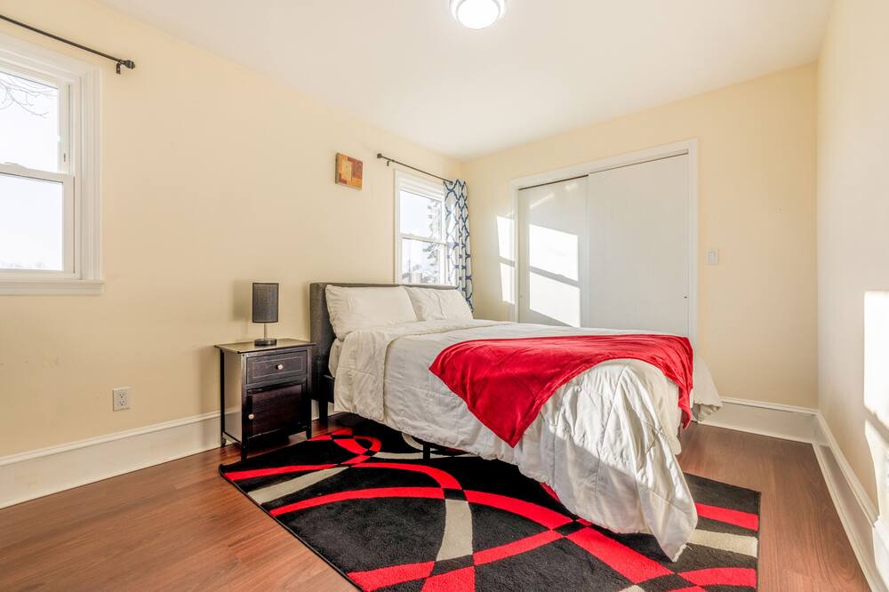 Photo of Bedroom in Tarrytown