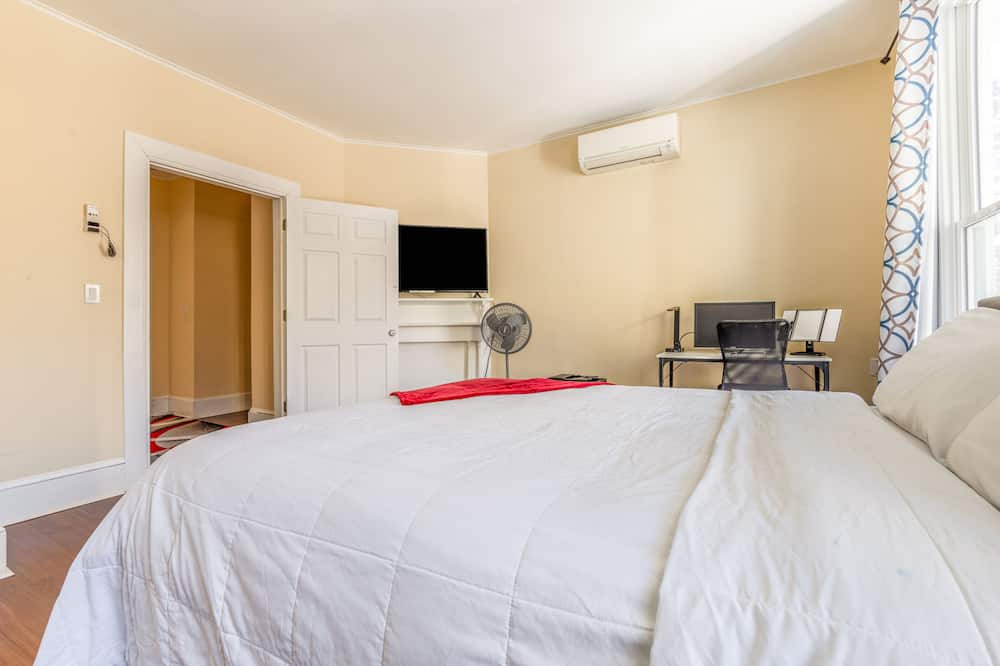 Photo of Bedroom in Tarrytown