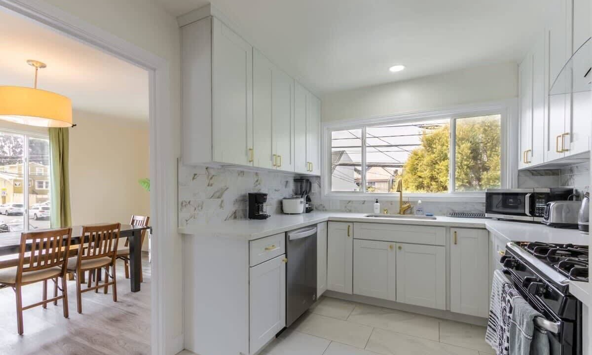 Photo of Kitchen in Cayuga Terrace