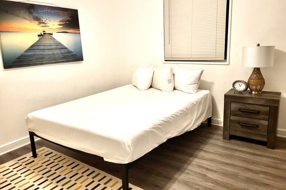 Photo of Bedroom in Montgomery