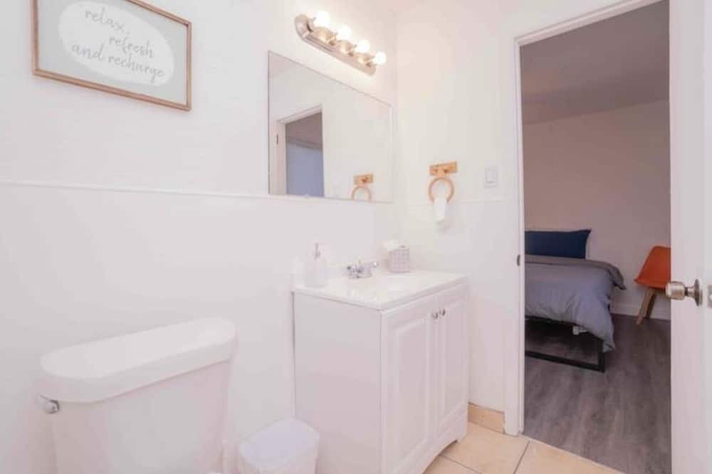 Photo of Bathroom in Montgomery