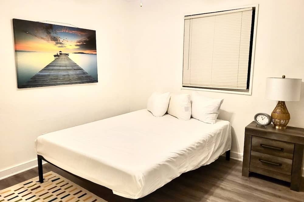 Photo of Bedroom in Montgomery
