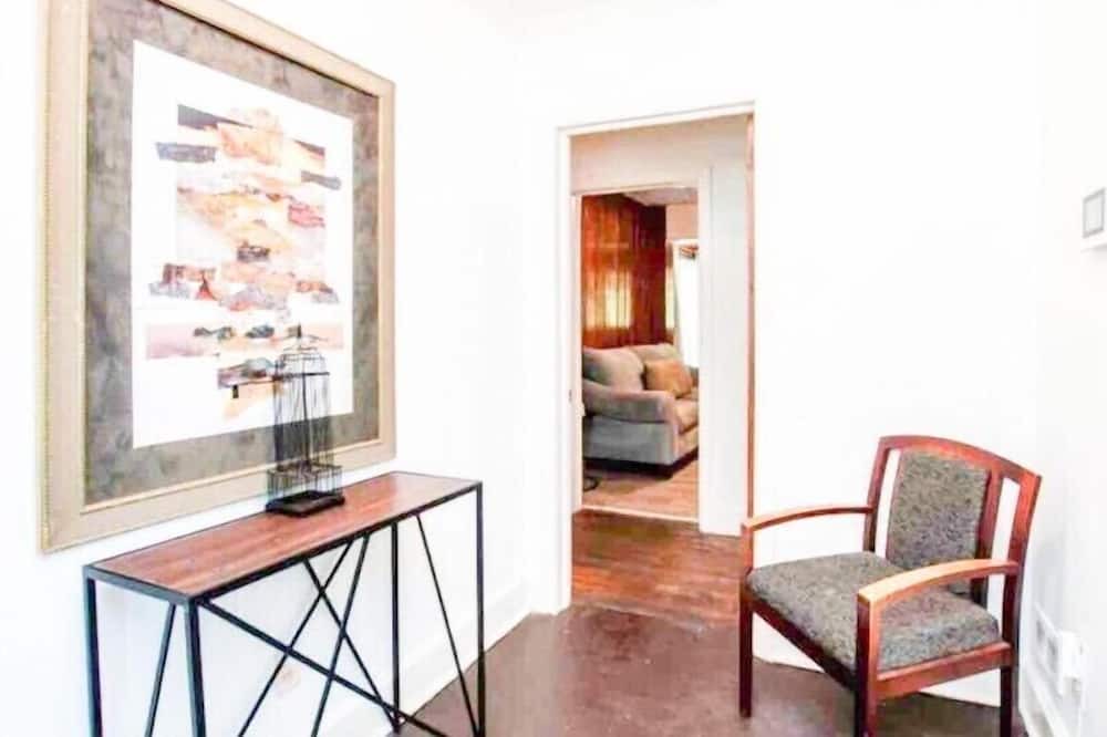 Photo of Bedroom in Montgomery