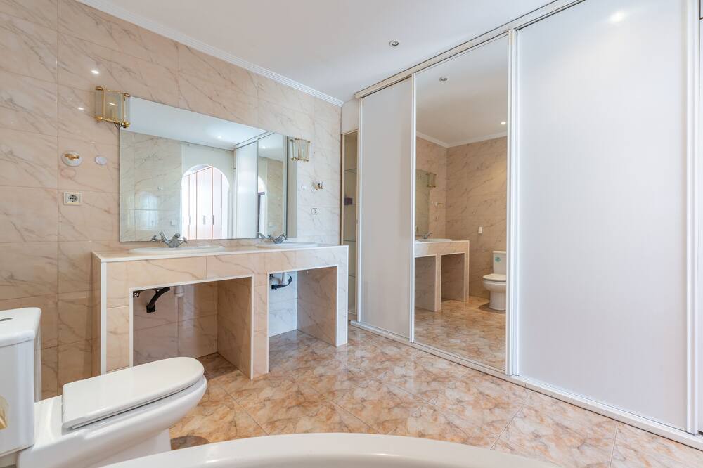 Photo of Bathroom in Cambrils