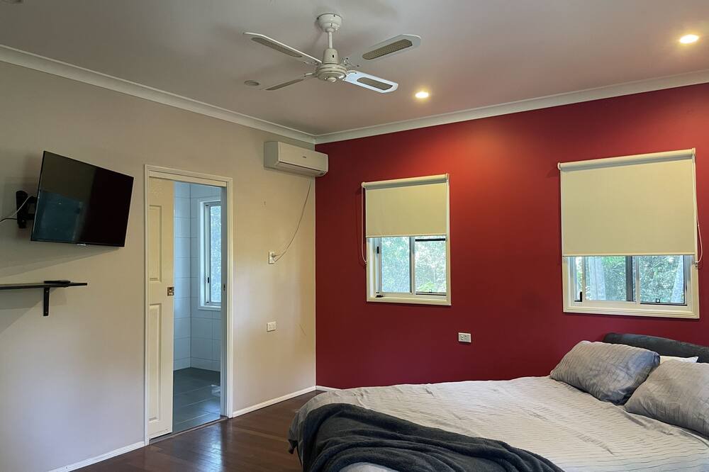 Photo of Bedroom in Coonarr