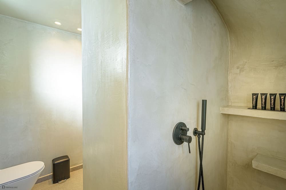 Photo of Bathroom in Oia