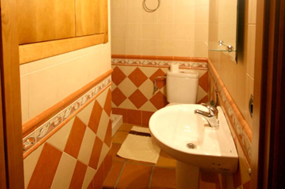 Photo of Bathroom in Pauls