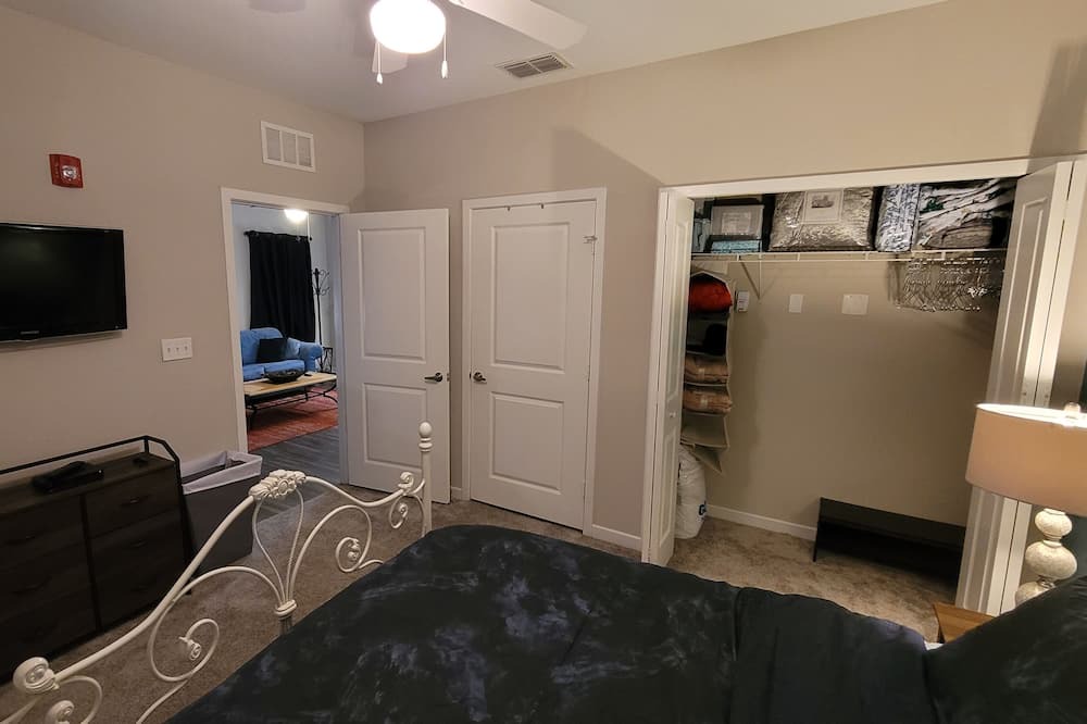 Photo of Bedroom in Brier Creek Country Club