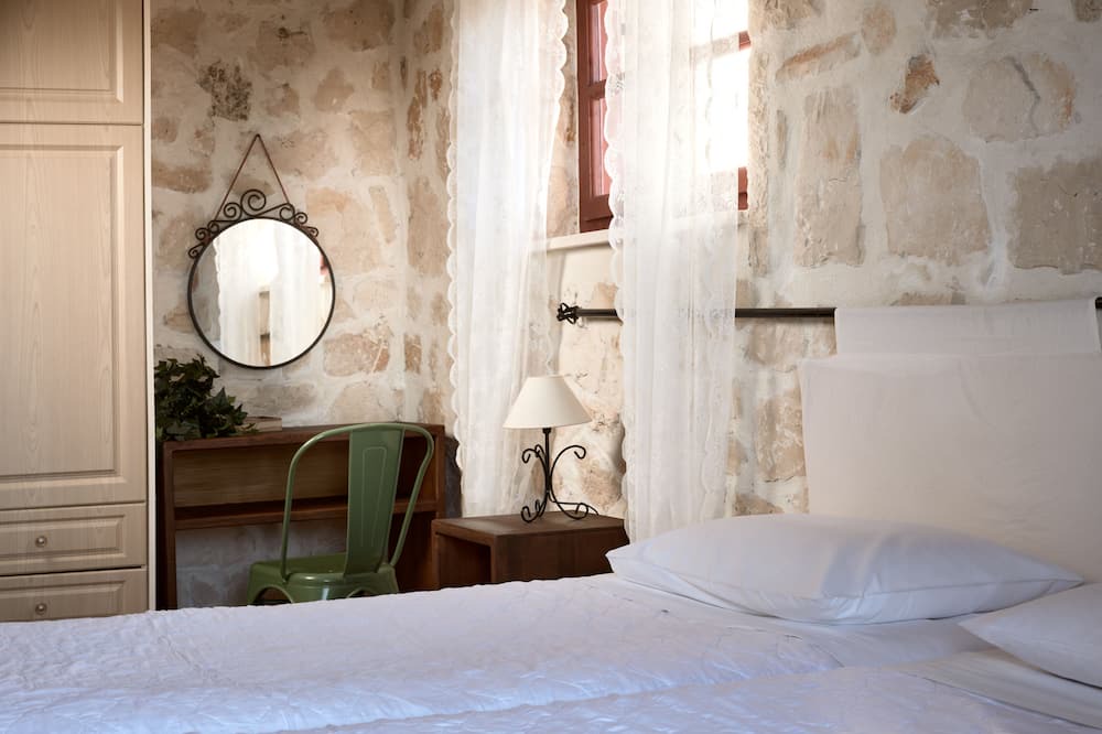 Photo of Bedroom in Psarou