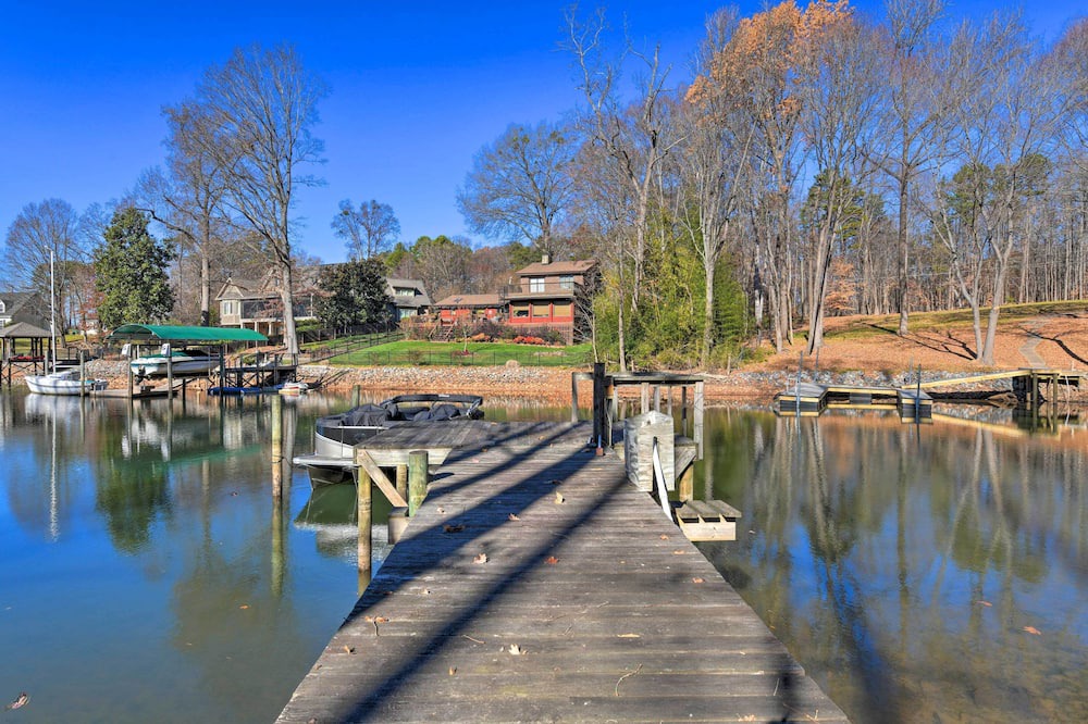 Photo of Outdoor in Mayhew