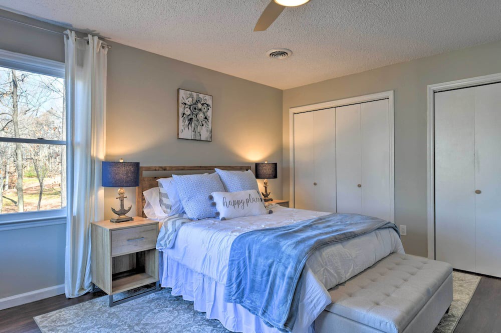 Photo of Bedroom in Mayhew