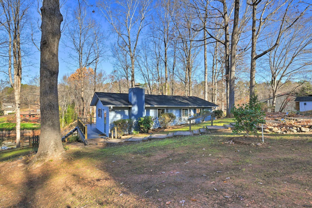 Photo of Outdoor in Mayhew