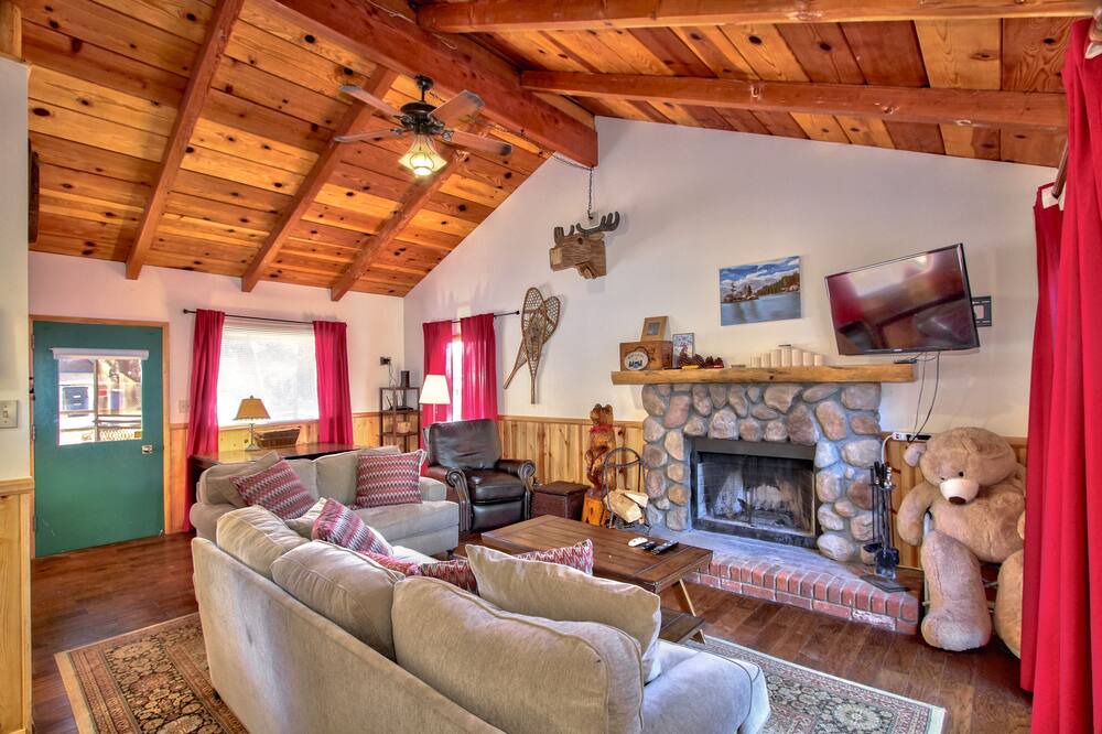 Photo of Livingroom in Sugarloaf