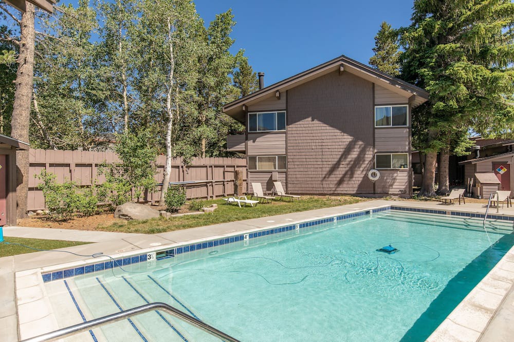 Photo of Outdoor in Mammoth Lakes