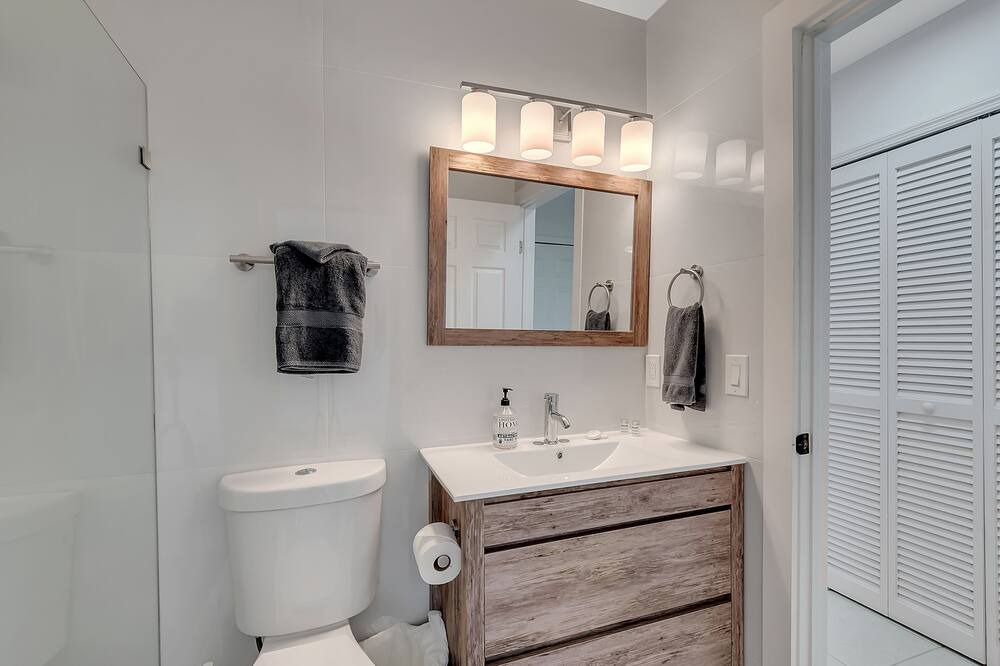 Photo of Bathroom in Buena Vista