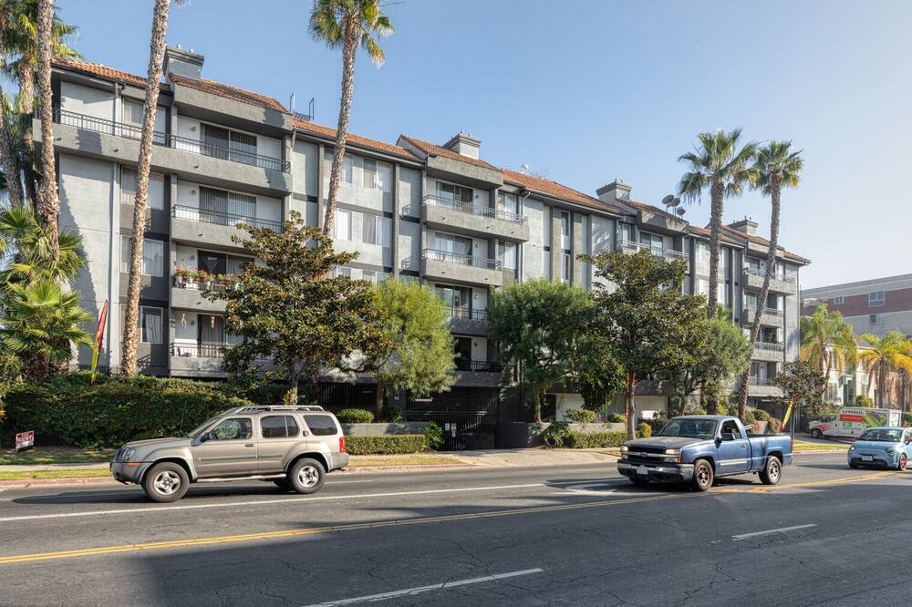 Photo of Outdoor in Rampart Village