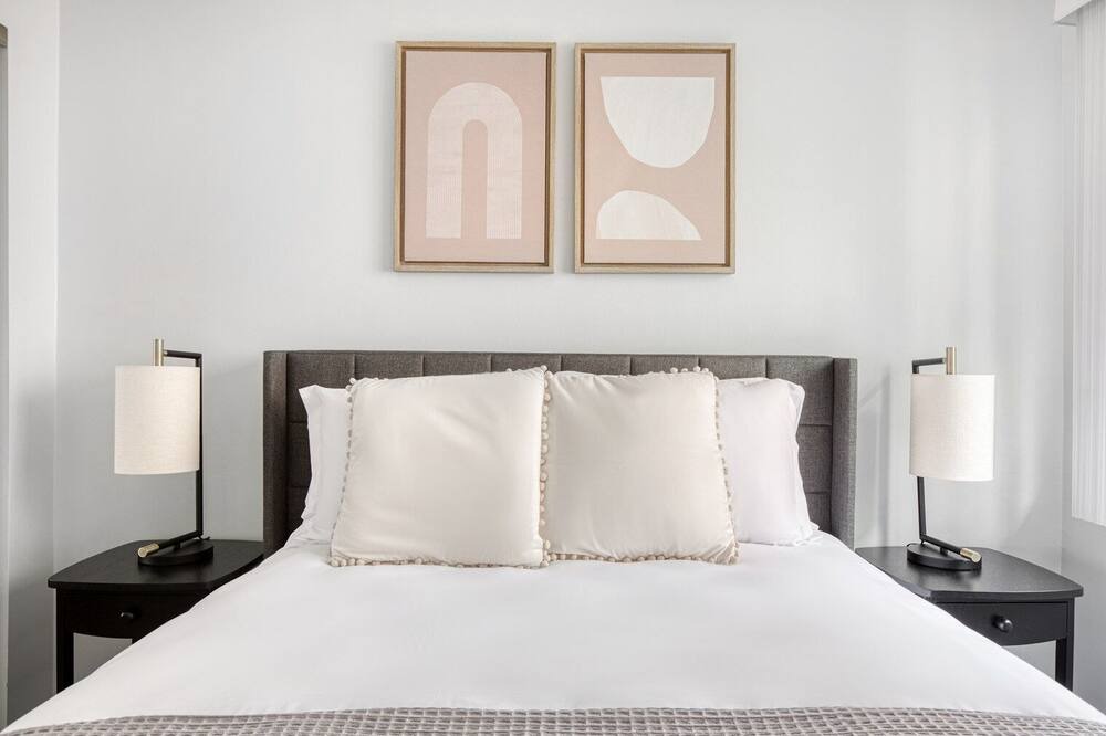 Photo of Bedroom in Hollywood